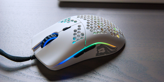light gaming mouse
